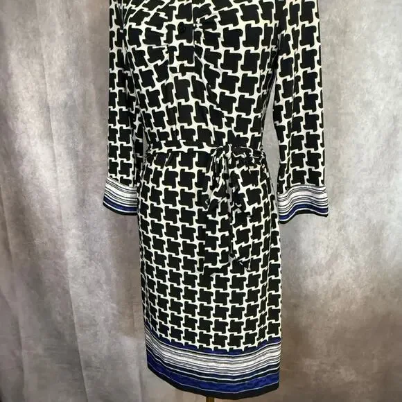Laundry by Shelli Segal Size 2  Black & White blue bow Geometric Print Dress - Picture 4 of 12